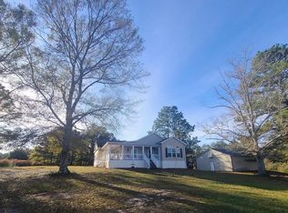 211 Lester Seals Rd, Lumberton, MS 39455