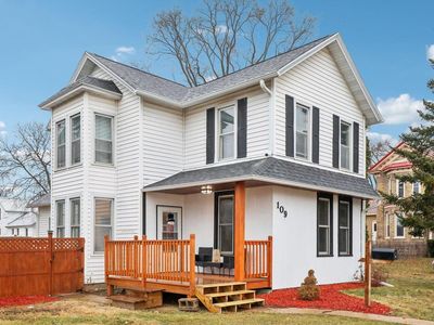 109 East Marion Street, Portage, WI, 53901