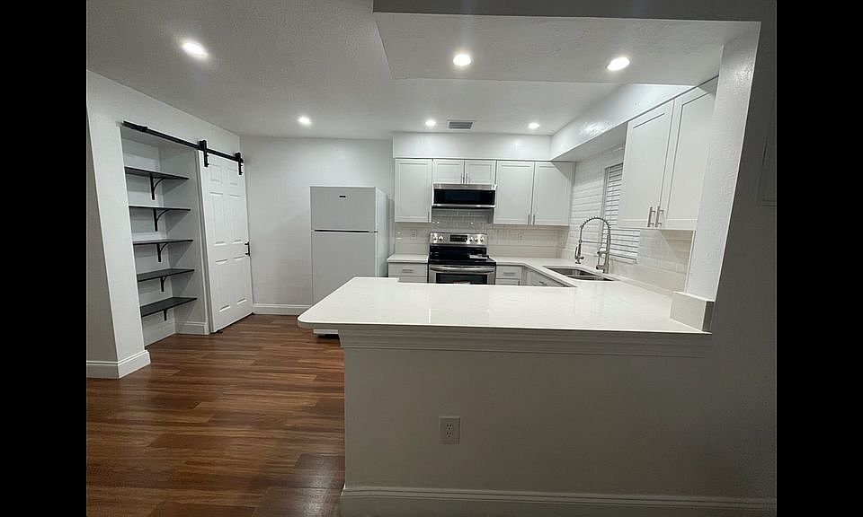 1st image of 470 C St #1