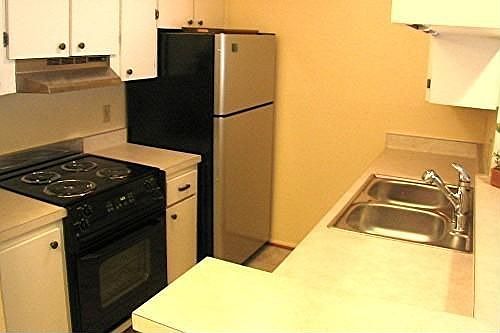 4th image of 373 Half Moon Ln APT 212
