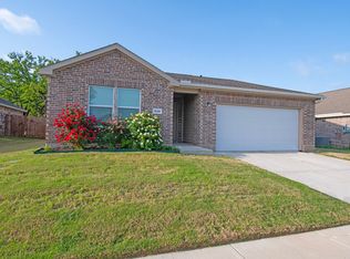 928 Ben Dr, Springtown, TX 76082