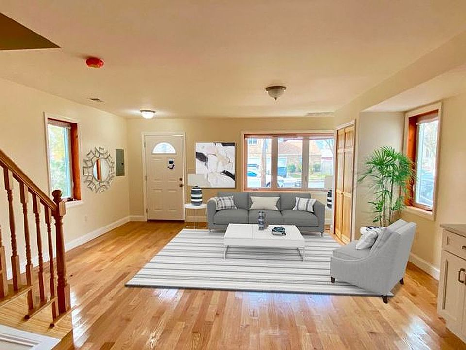 1st image of 535 Yetman Ave