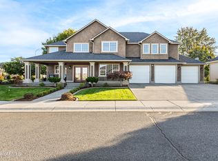 8800 Braeburn Loop, Yakima, WA 98903