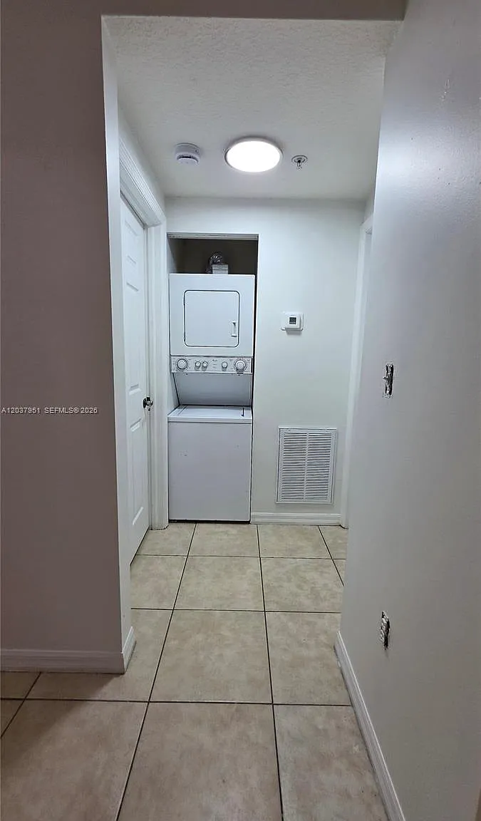 Dixie Grove Residences Co — Photo 4