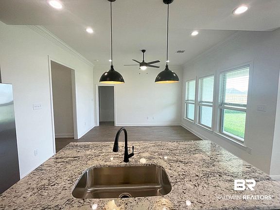 5th image of 1339 Fenton Cir