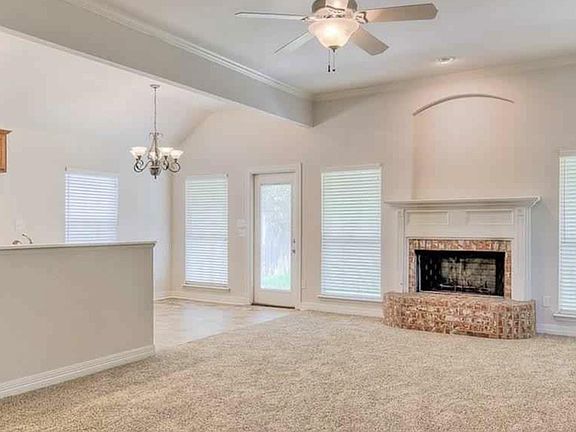 3rd image of 335 Gaston Ln