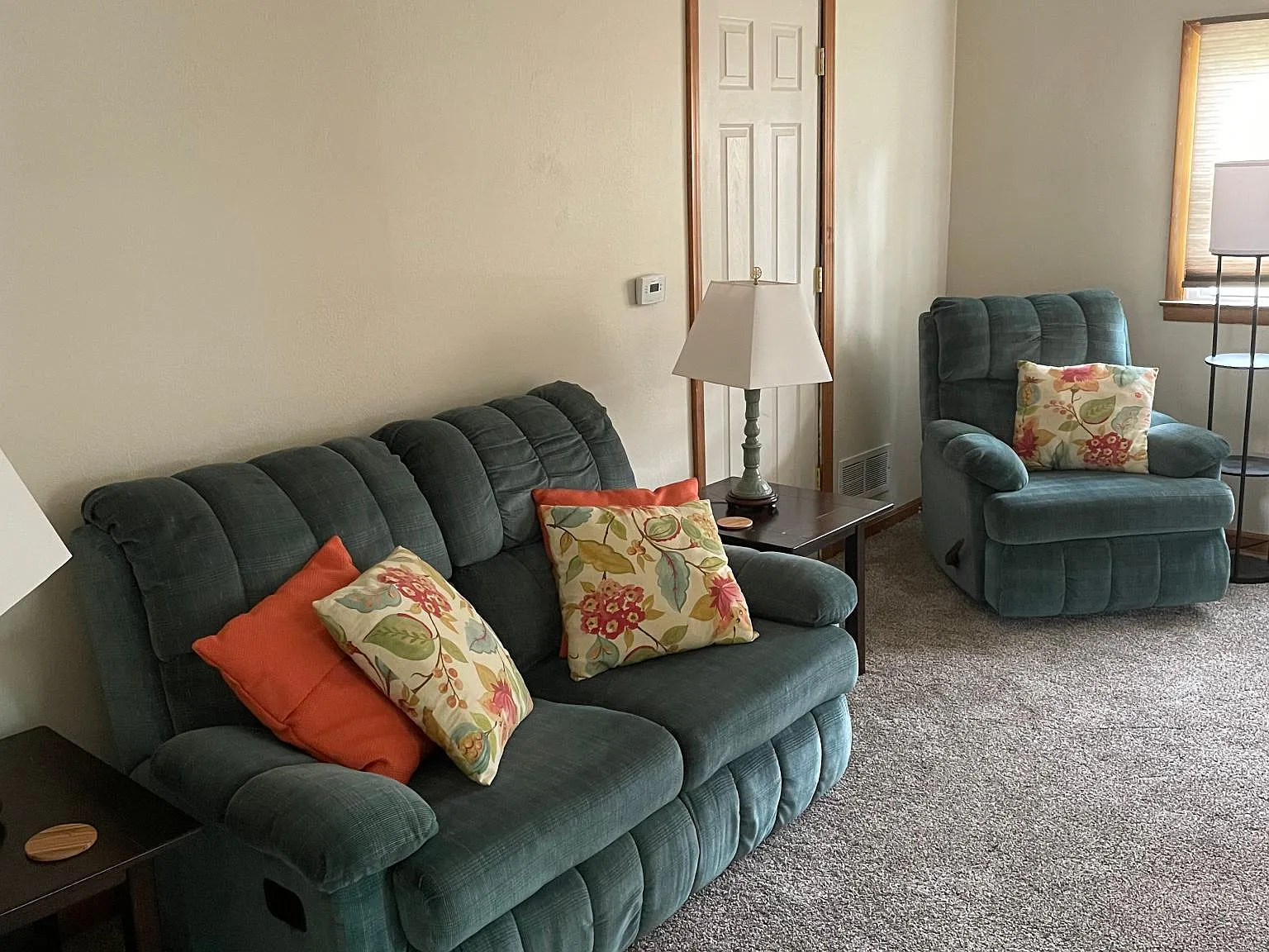 3 bed, 1216 sqft, $1,375 — Photo 4