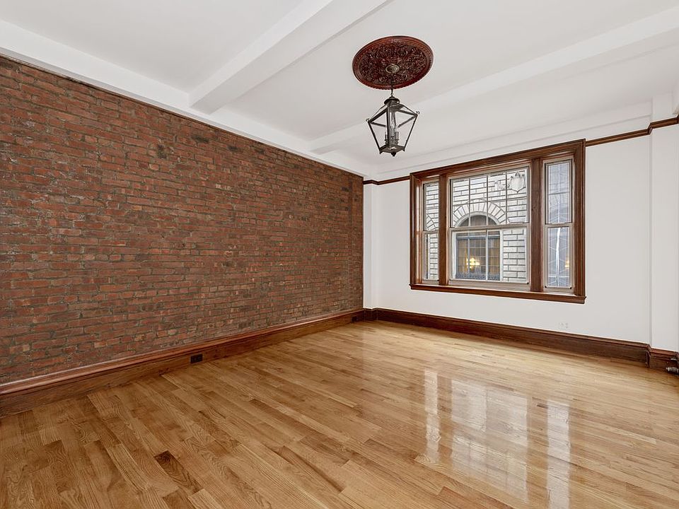 1st image of 287 Amsterdam Ave #310