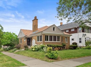4929 W Locust St, Milwaukee, WI 53210