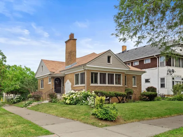 4929 West Locust STREET, Milwaukee, WI 53210