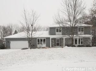 9974 Dakota Cir, Bloomington, MN 55438