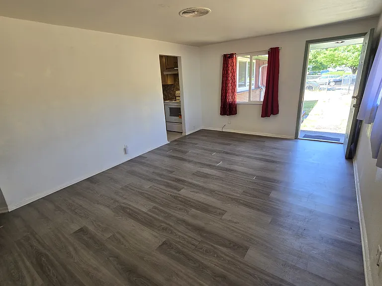 4615 S Henderson St #NA — Photo 7