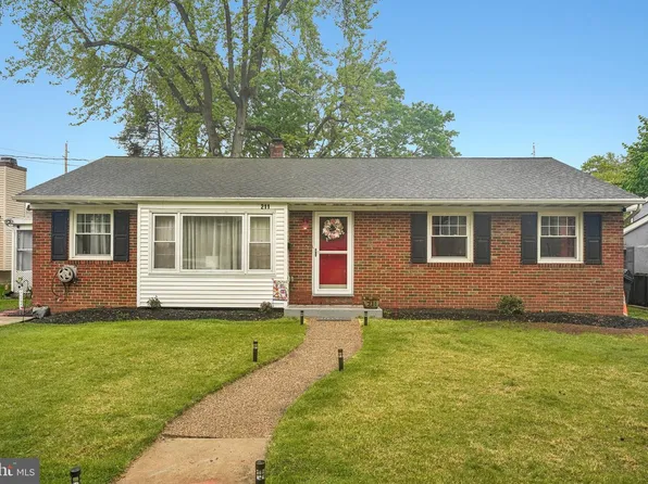 211 Marlborough Ave, Mount Ephraim, NJ 08059