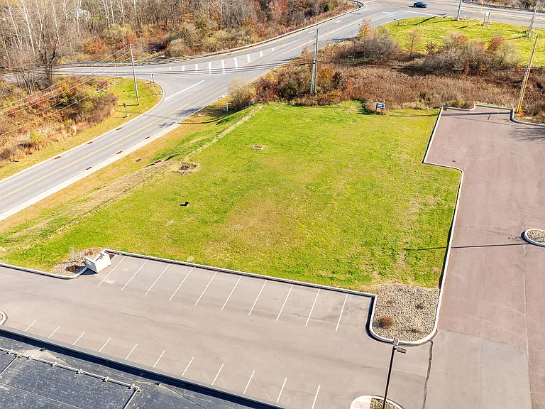 1025 Alliance Park Dr — Photo 4