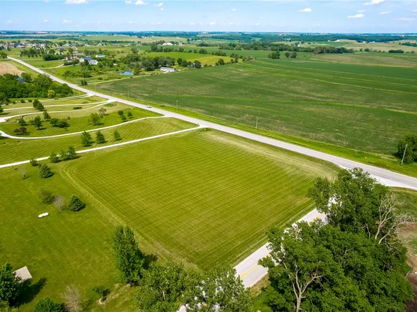 4740 SE 116th St, Runnells, IA 50237