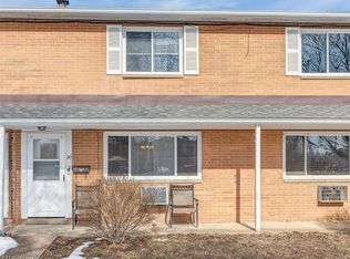 2472 Warren Pkwy APT 20, Twinsburg, OH 44087