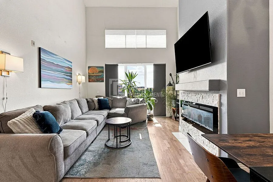 Spacious Centennial COndo with Private Rooftop Patio and Loft — Photo 2