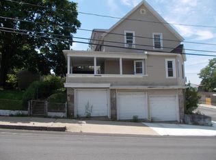 175 Middle St #1, Fall River, MA 02724