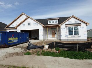 1713 Switchgrass STREET, Oconomowoc, WI 53066