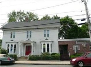 61 Pleasant St, Woburn, MA 01801