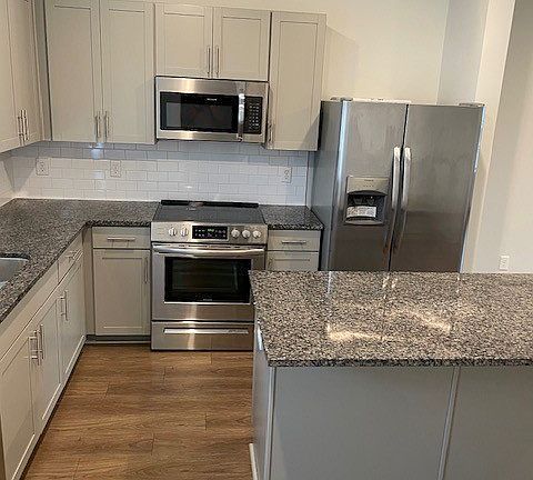 2nd image of 1741 Frodo Way