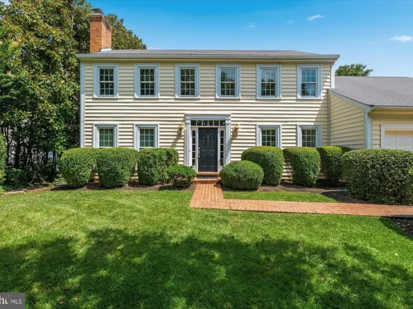 7200 Ludwood Ct, Alexandria, VA 22306