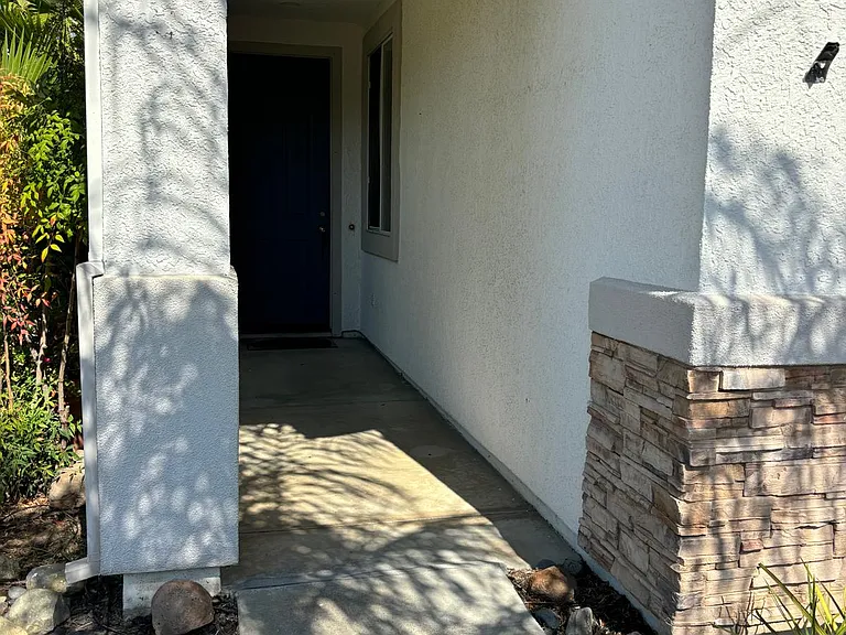 530 Bridgeford Dr — Photo 4