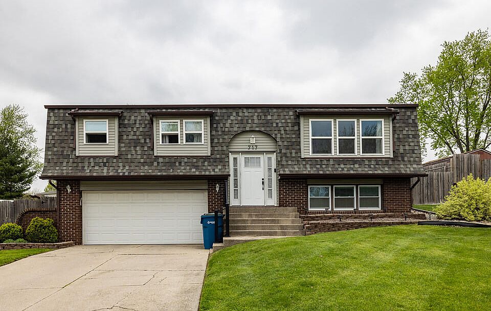 1st image of 717 Cottonwood Dr