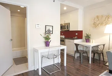 Rented by ER (DO NOT USE)