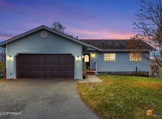 960 Wickersham Cir, Palmer, AK 99645