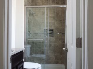 209 Hunters Rdg, Saint Charles, MO 63301