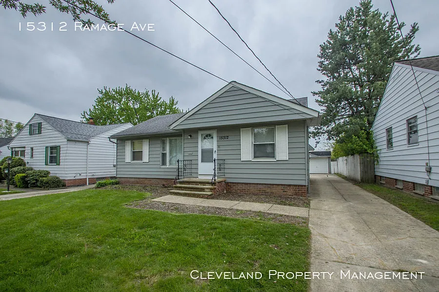 15312 Ramage Ave photo 1
