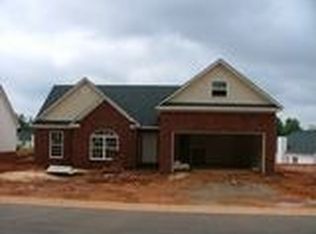 235 Tall Pine Ln, Athens, GA 30605