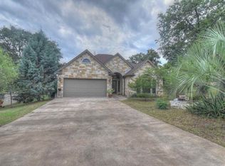 201 Knights Row, Cottonwood Shores, TX 78657