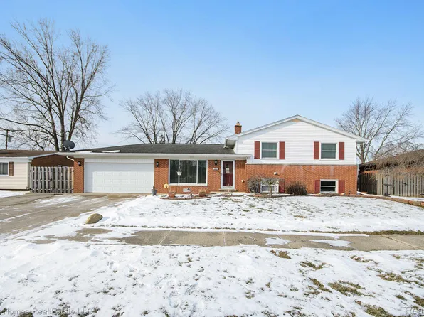 36715 Kimberly St, Clinton Township, MI 48035