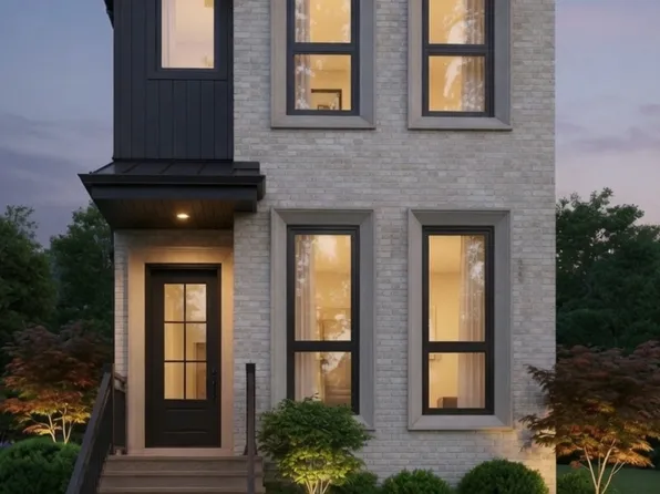 1444 W Barry St, Chicago, IL 60657