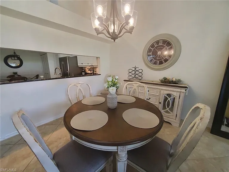 992 Marblehead Dr — Photo 42