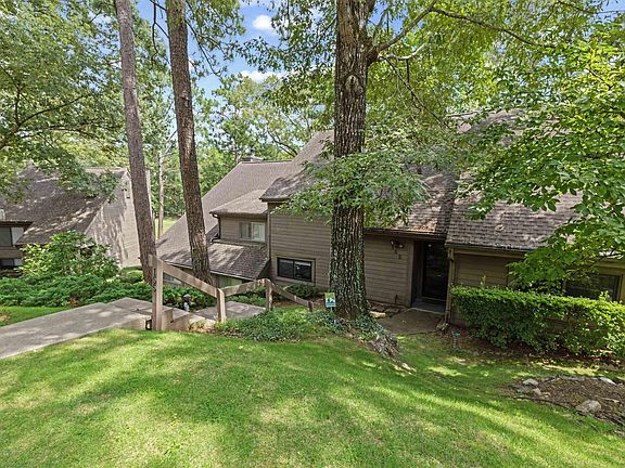 2nd image of 155 Cambrian Way Unit 155