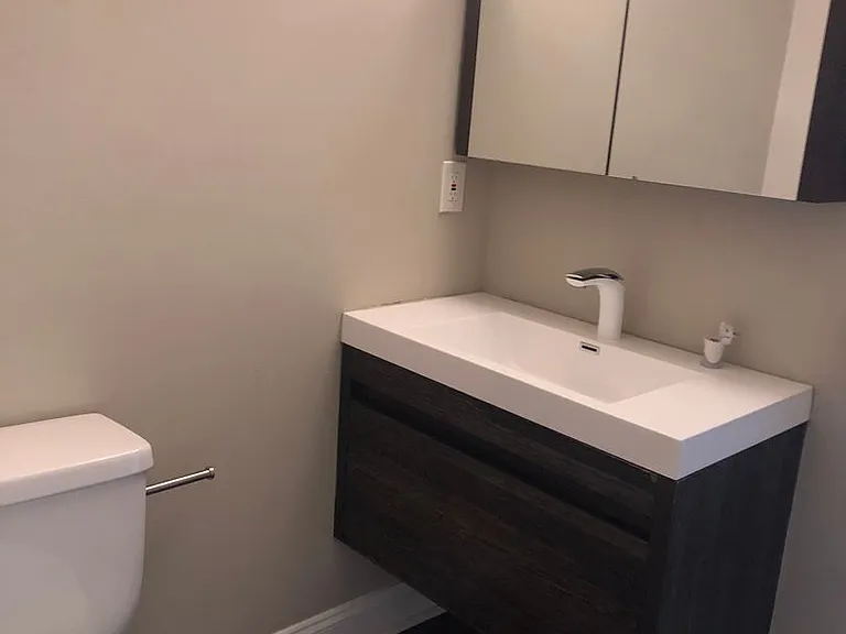 227 N Rose St — Photo 6