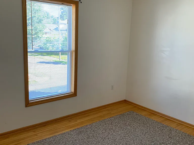186 Bowers Ave — Photo 15