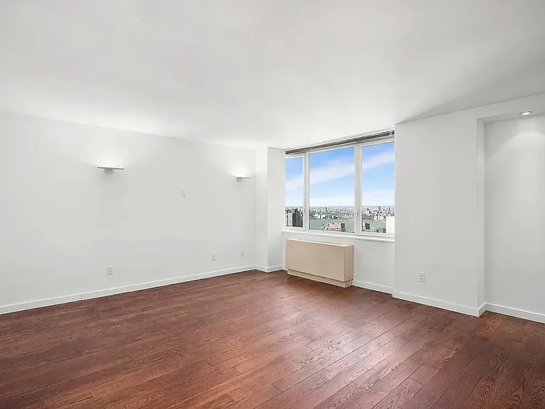 322 W 57th St #47V — Photo 3