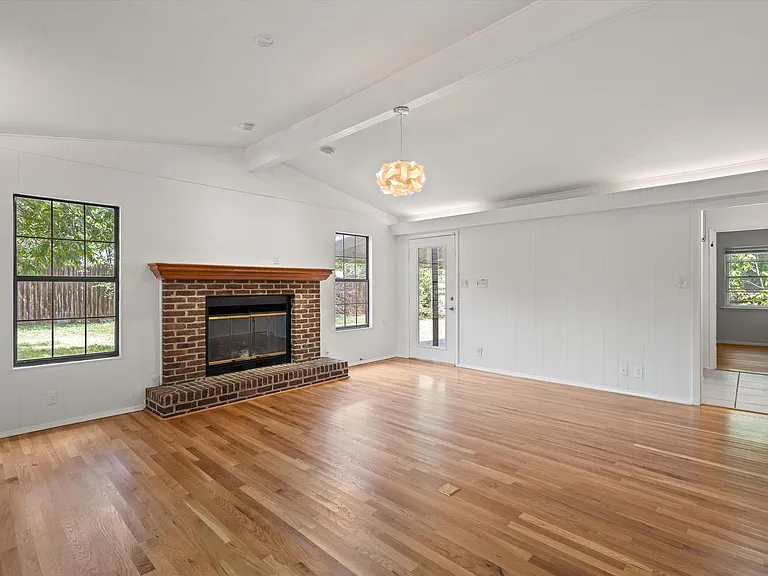 4402 Terrilance Dr — Photo 7
