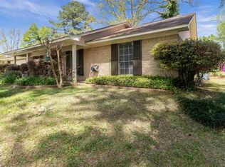 103 Oak Ct, Clinton, MS 39056