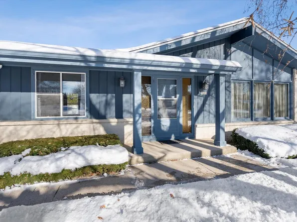 5502 West Silverleaf LANE, Brown Deer, WI 53223