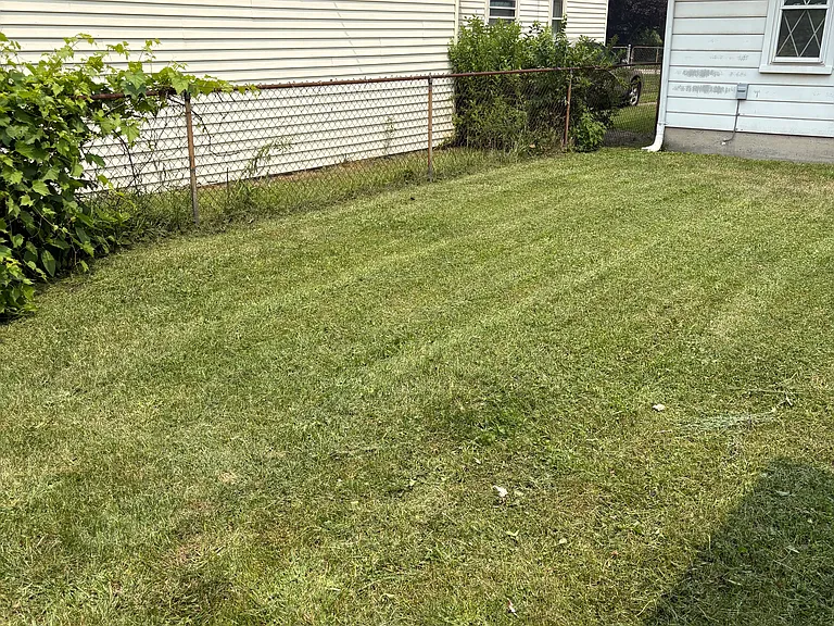 5876 Princess St — Photo 20