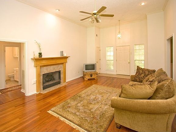 2nd image of 24619 Okehampton Dr