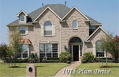 1st image of 1015 Plum Dr