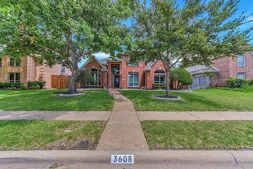 3608 Edgestone Dr Photo 1