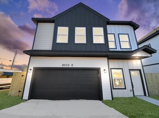 8025 Peachtree St #D, Houston, TX 77016