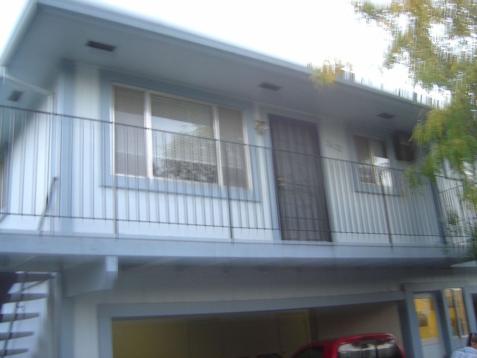 2nd image of 2622 Coffey Ln